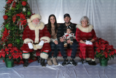 12-18-2021 Citizens with Santa and Mrs. Claus